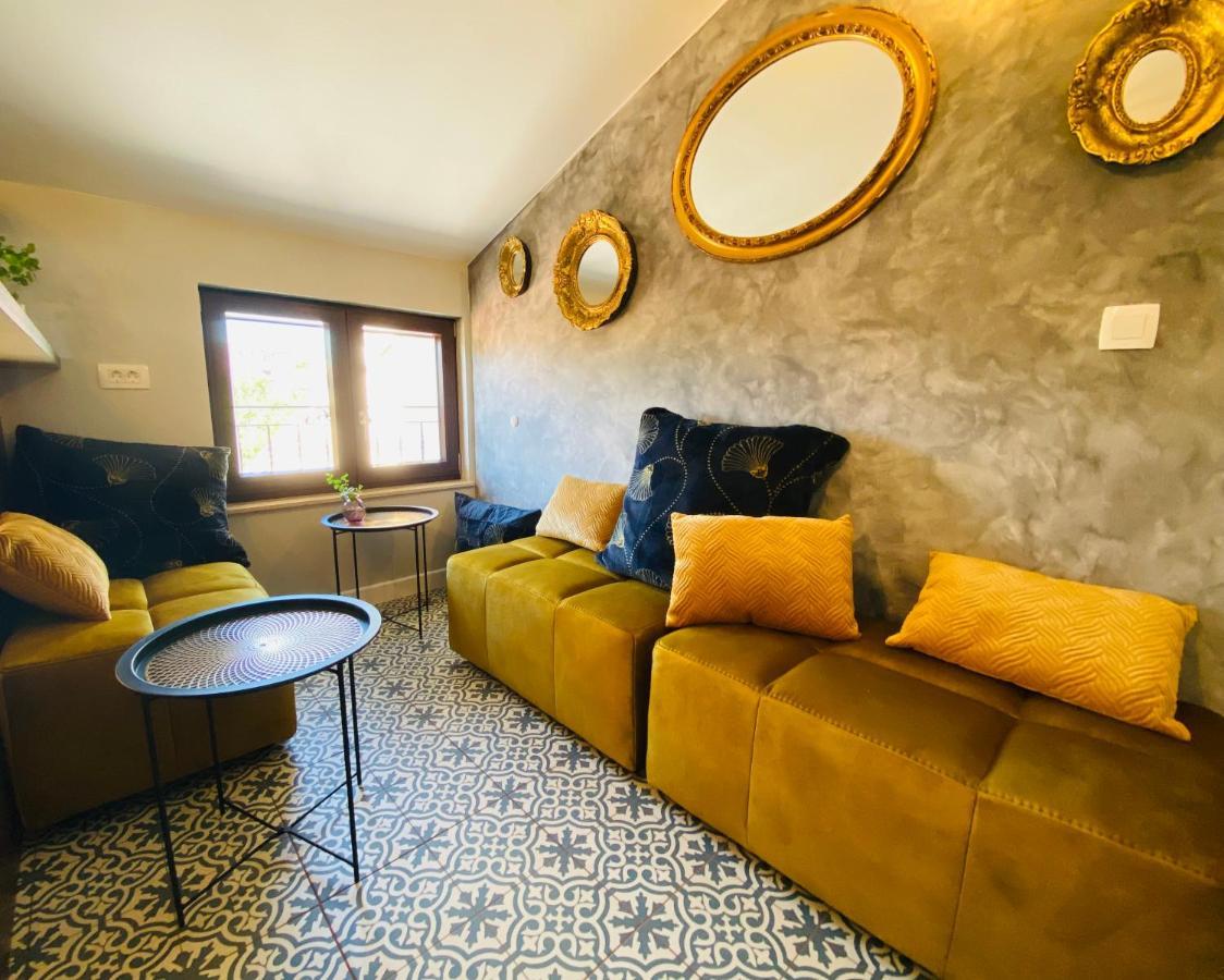 Boutique Rooms Mare Fabulas Rovinj Exterior photo